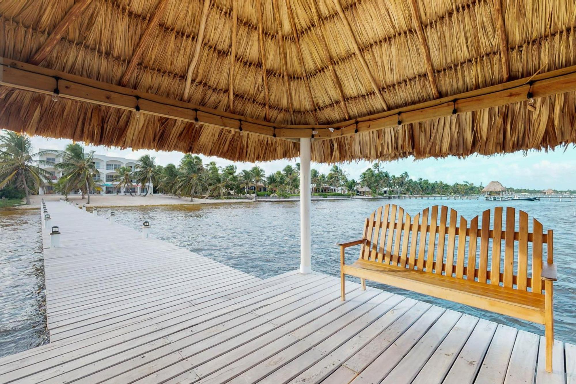 Blue Water Beach Villas San Pedro  Zimmer foto