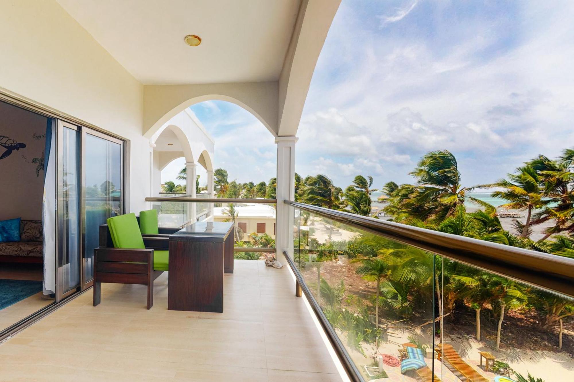 Blue Water Beach Villas San Pedro  Zimmer foto
